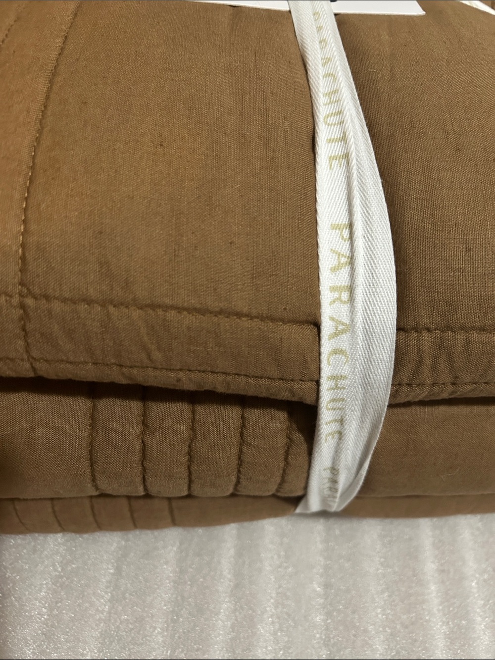 Parachute F/Q Relaxed Linen Quilt, Pecan - Picture 10 of 14